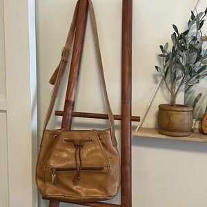 Vintage leather bucket bag